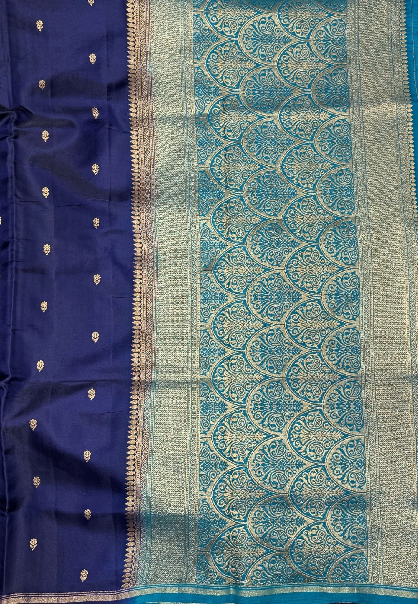 Gaji Silk Saree-Navy Blue In Paisley Jaal Zari Border