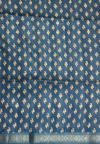 Matka Tussar saree-Olive Green in Checked Pattern with Temple Zari Border