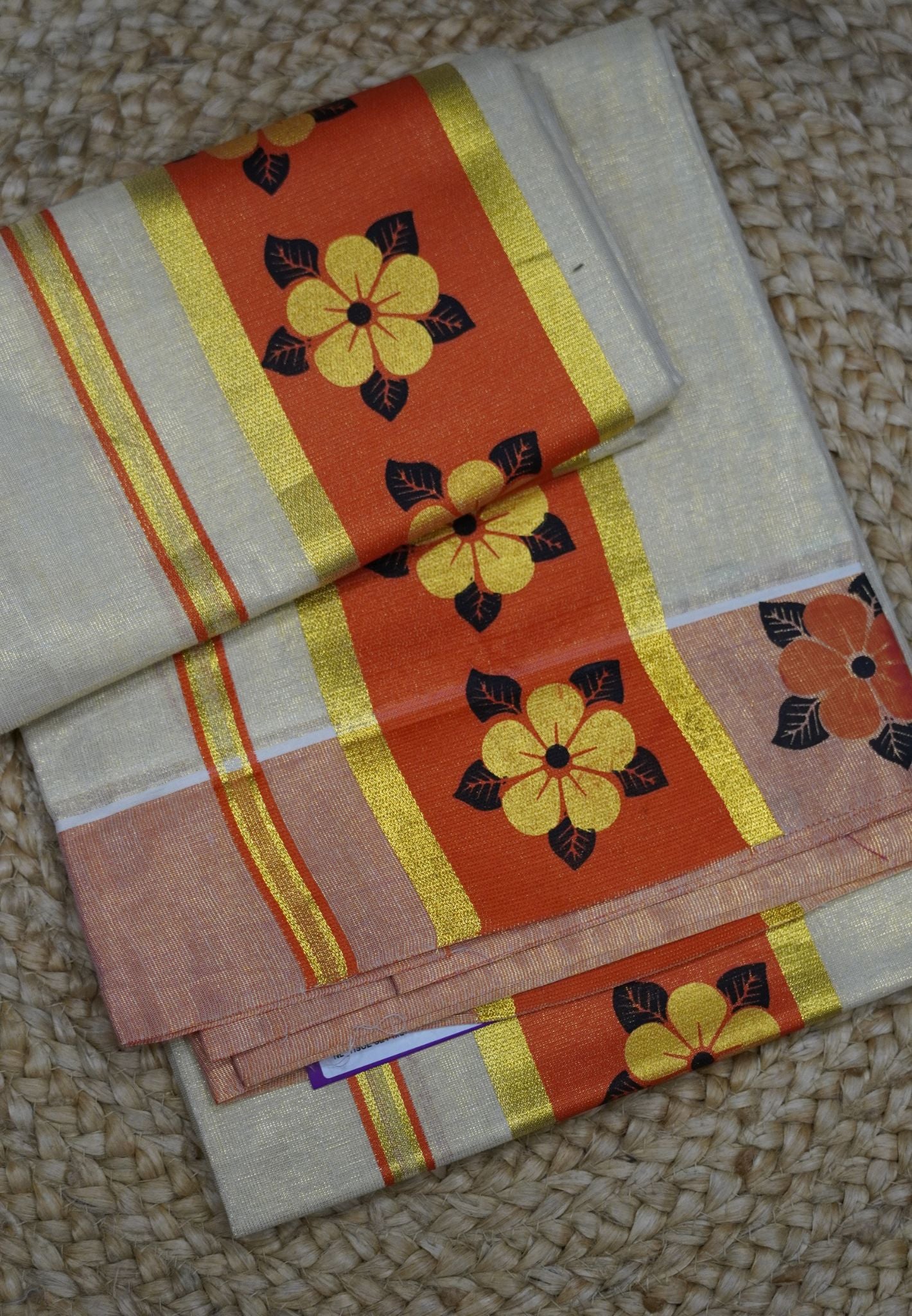 Tissue Set Mund - Sandal-Orange Golden Floral Motifs