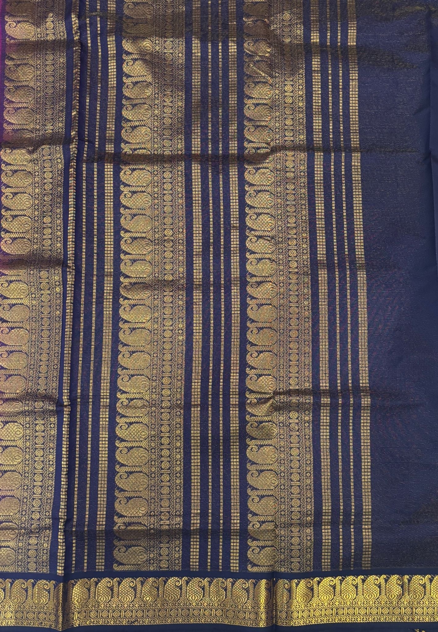 Silk Cotton Saree-Magenta with Contrast Border in Vairaoosi