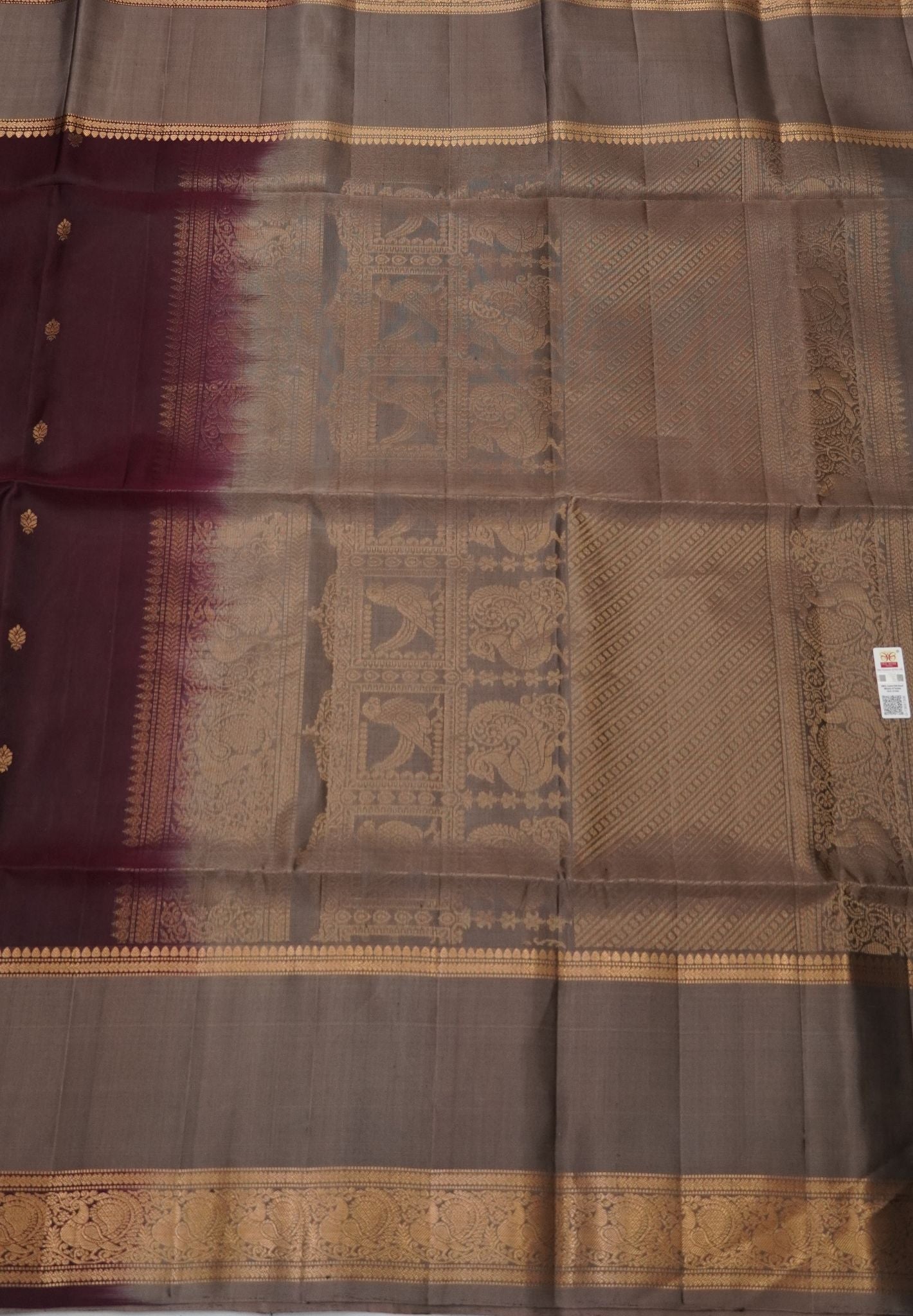 Pure Kanchipuram Silk Saree-Maroon with Contrast Retapet Border