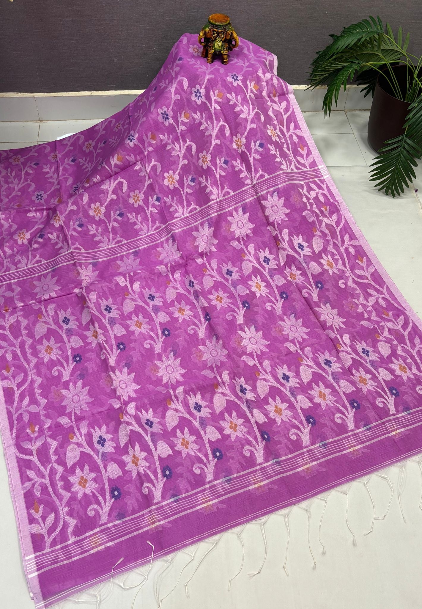 Dhakai Jamdhani Cotton Saree-Purple In Floral Vine Zari Border