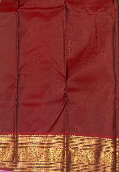 Pure Kanchipuram Silk Saree-Green with Contrast Border