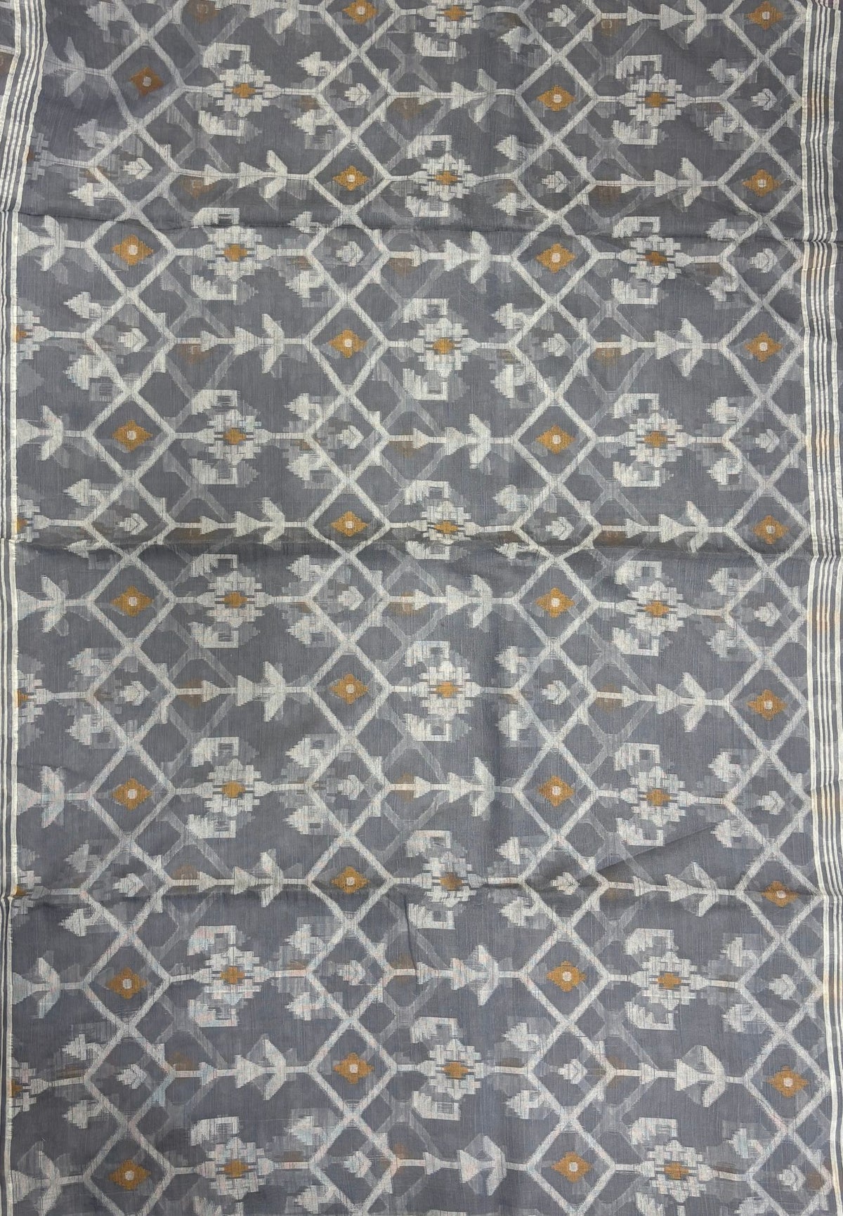 Handloom Cotton Saree-Grey in Diamond Pattern Border