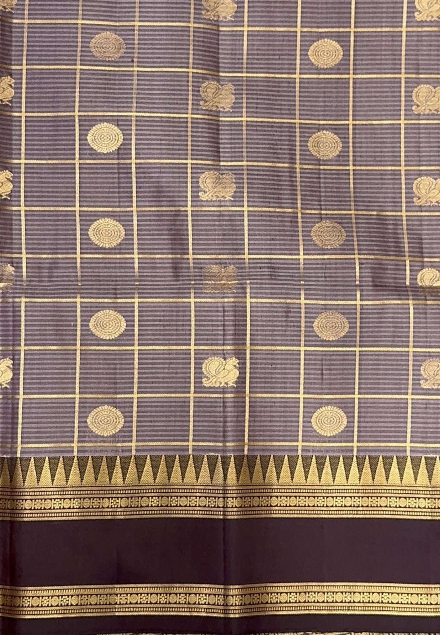 Pure Kanchipuram Silk Saree-Brown with Golden Checkered Pattern in Mayil Chakram Motifs