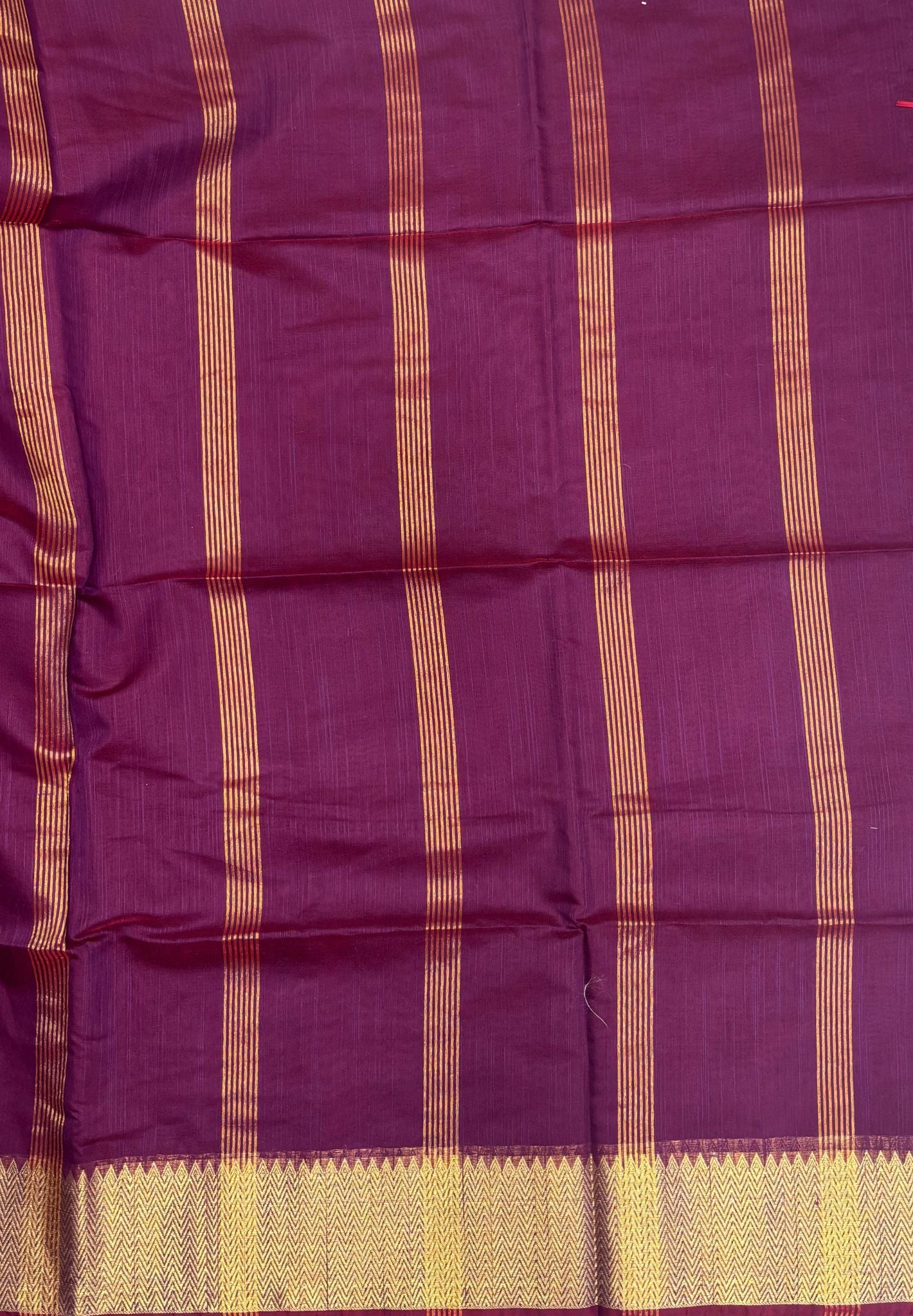 Handloom Silk Cotton Saree-Wine In Zigzag Zari Border