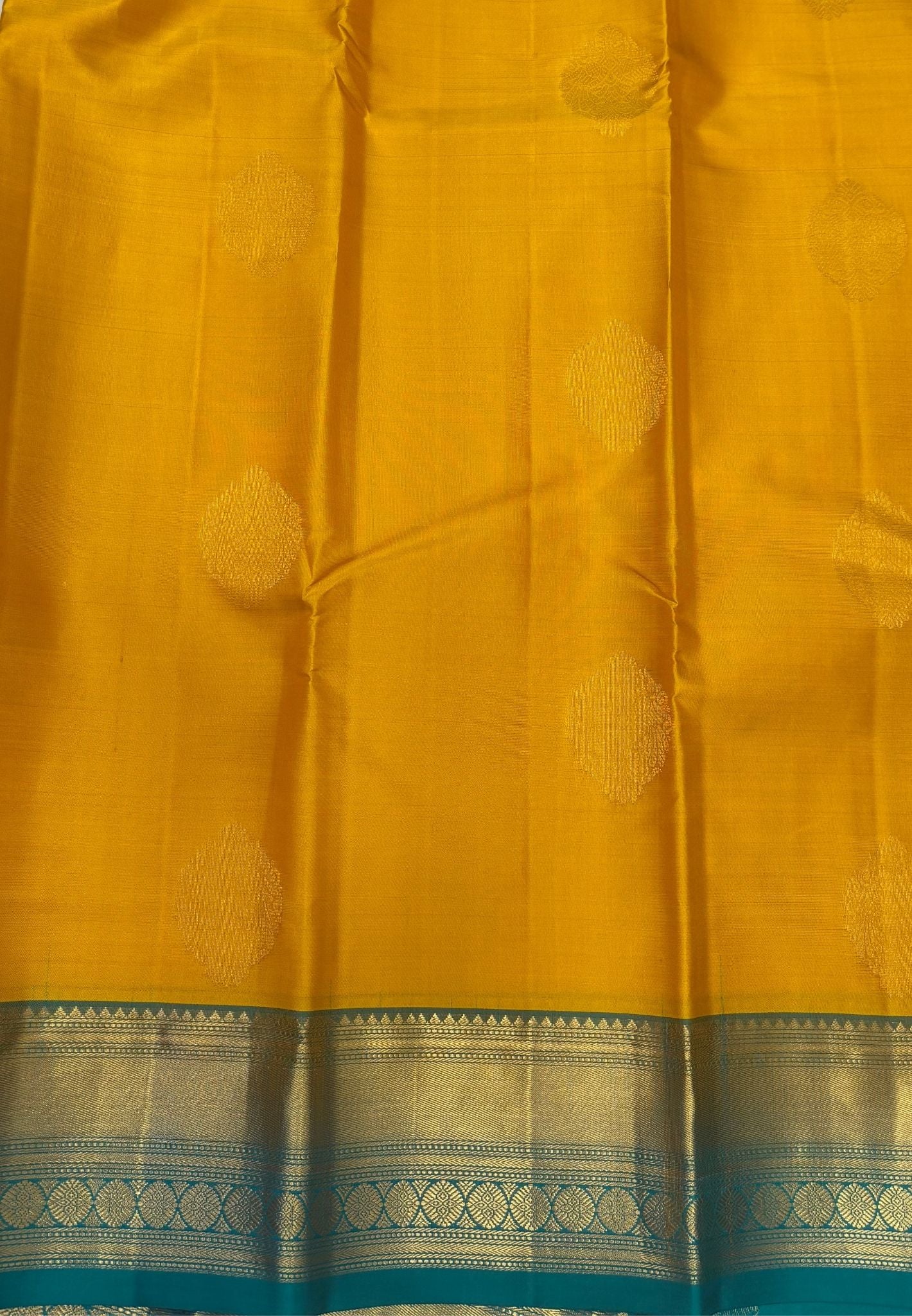 Pure Kanchipuram Silk Saree-Yellow with Contrast Korvai Border