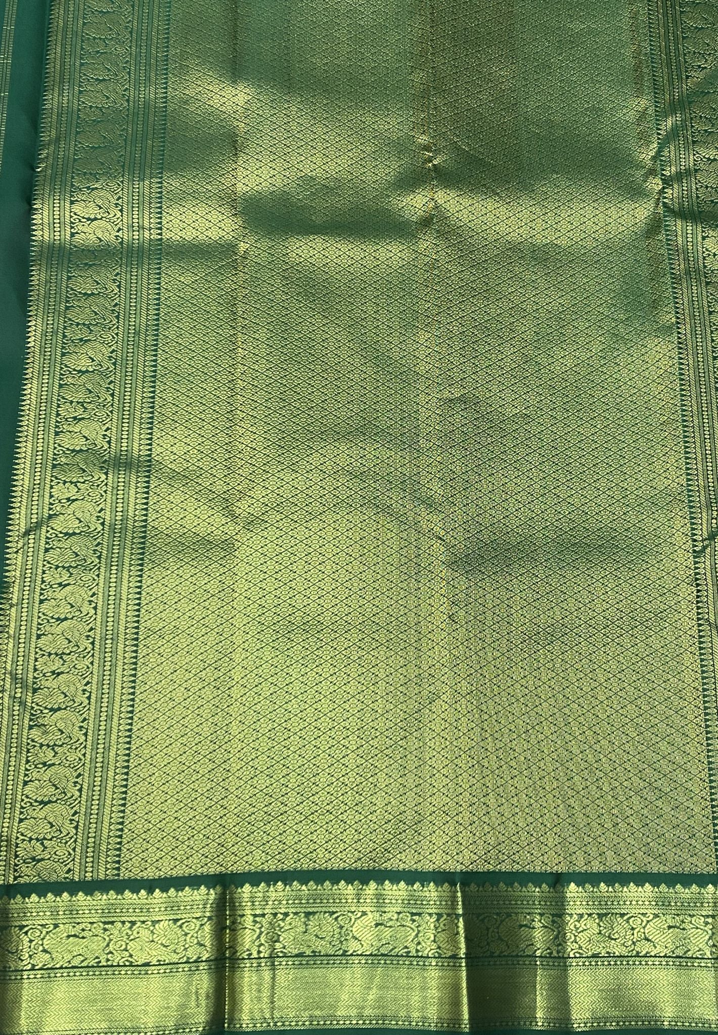 Pure Kanchipuram Silk Saree- Salmon Pink with Green