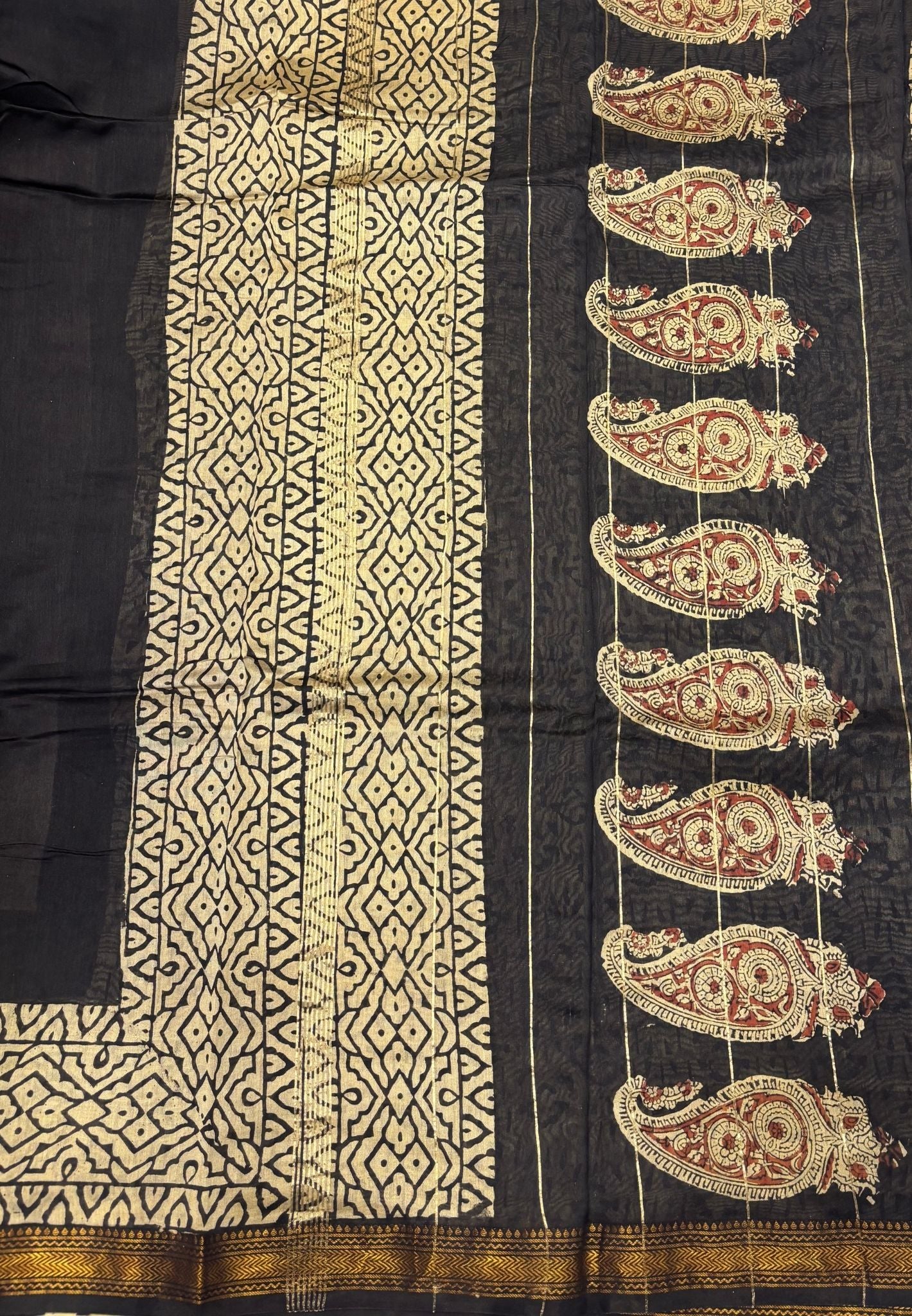 Pure Maheshwari Silk Cotton Saree-Black