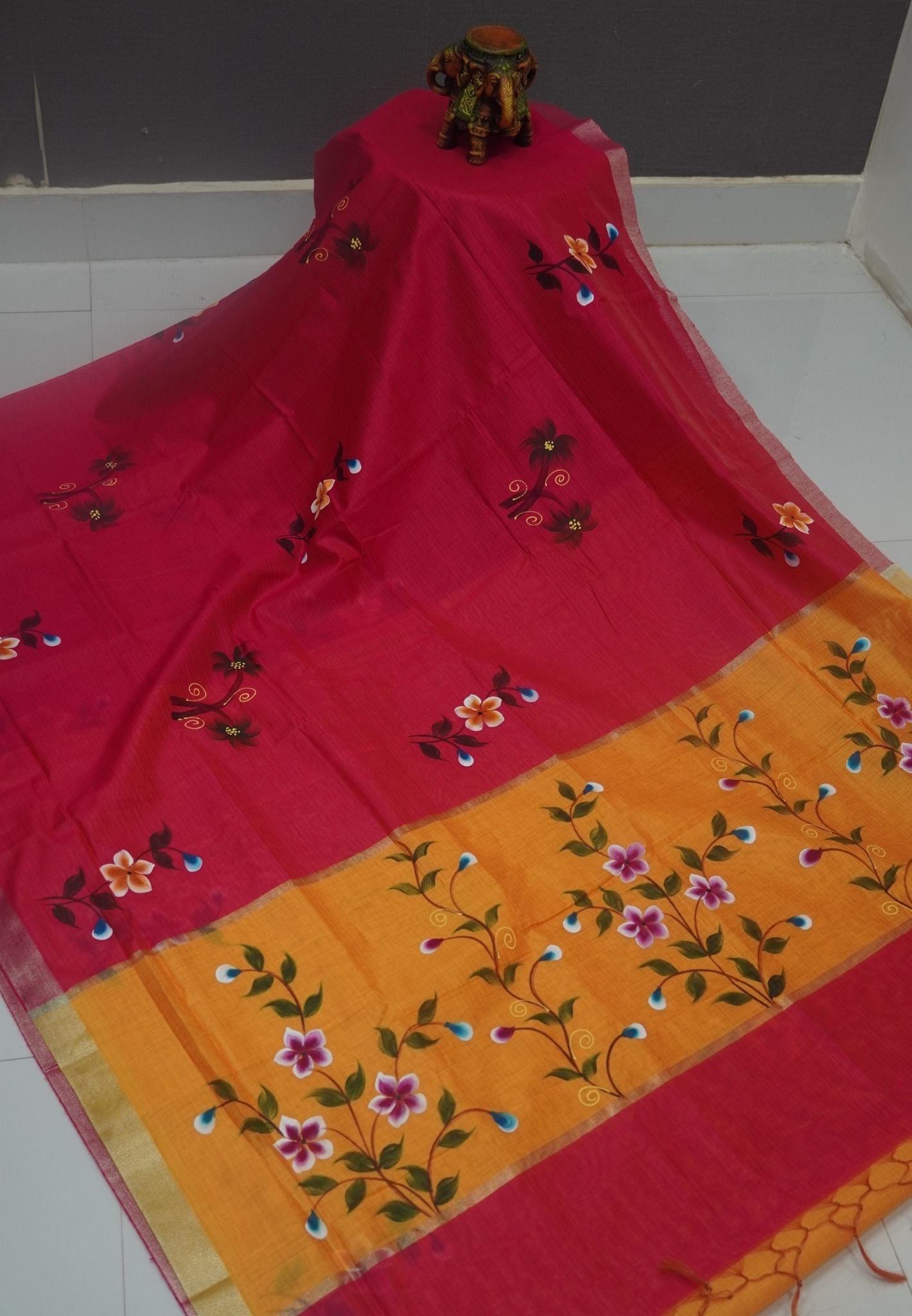 Cora Linen Saree-Pink with Hand Painted Floral Motifs