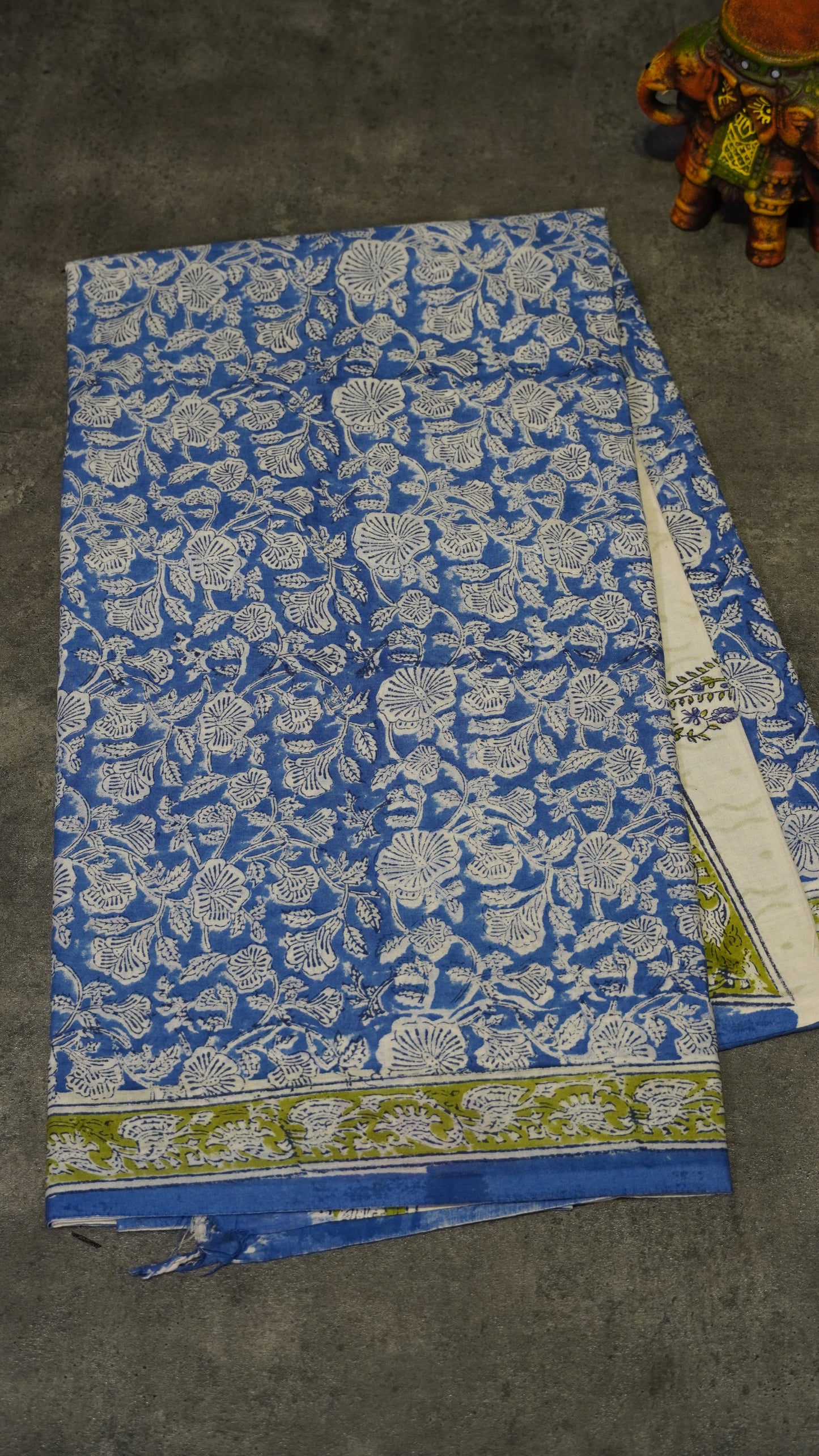 Mul Mul Cotton Saree Flroal