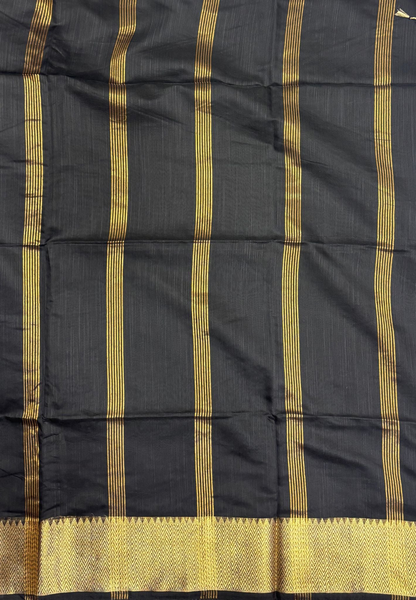 Handloom Cotton Saree-Black In Zigzag Zari Border