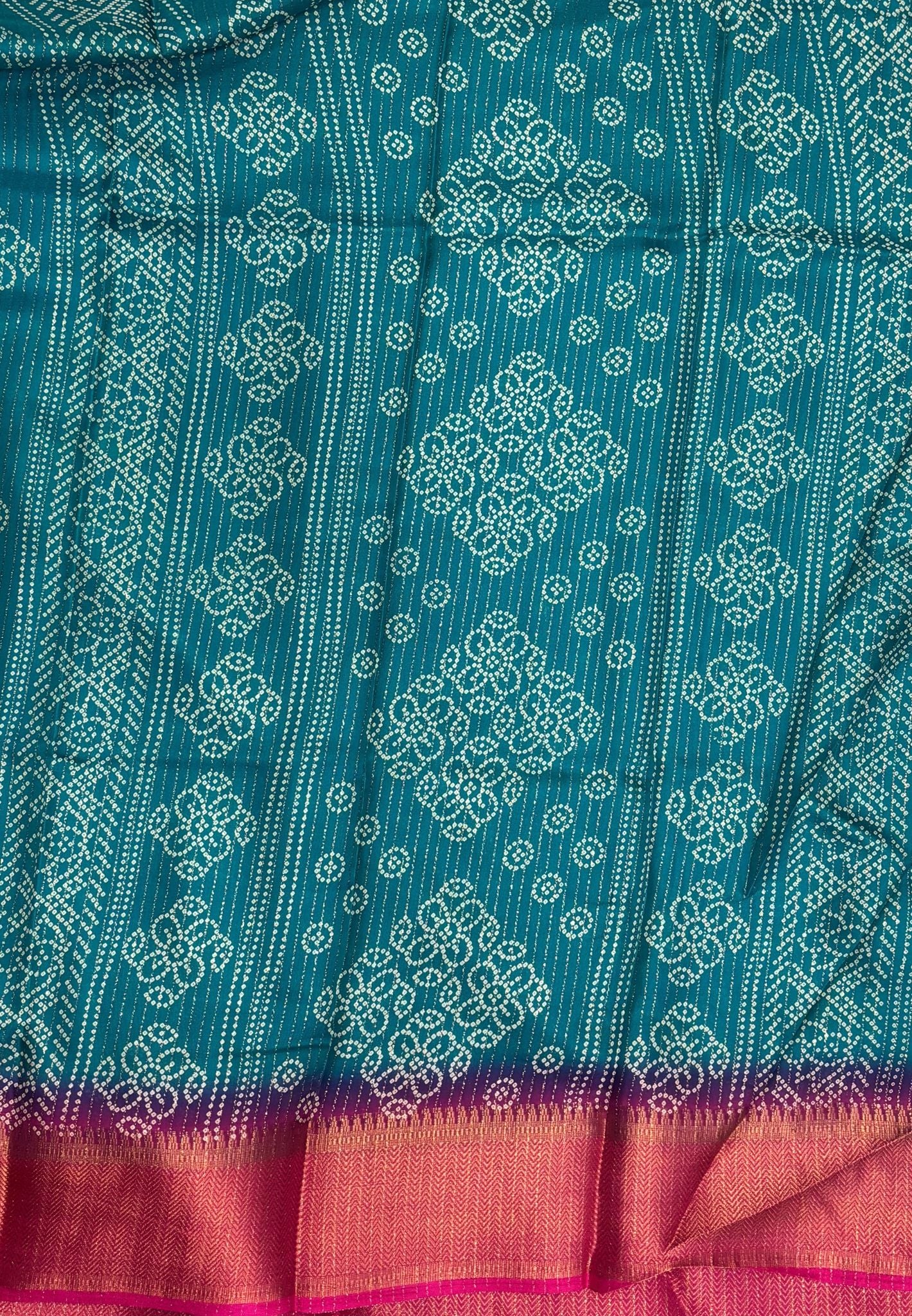 Semi Dola Silk Saree-Ramar Green In Floral Dotwork Border