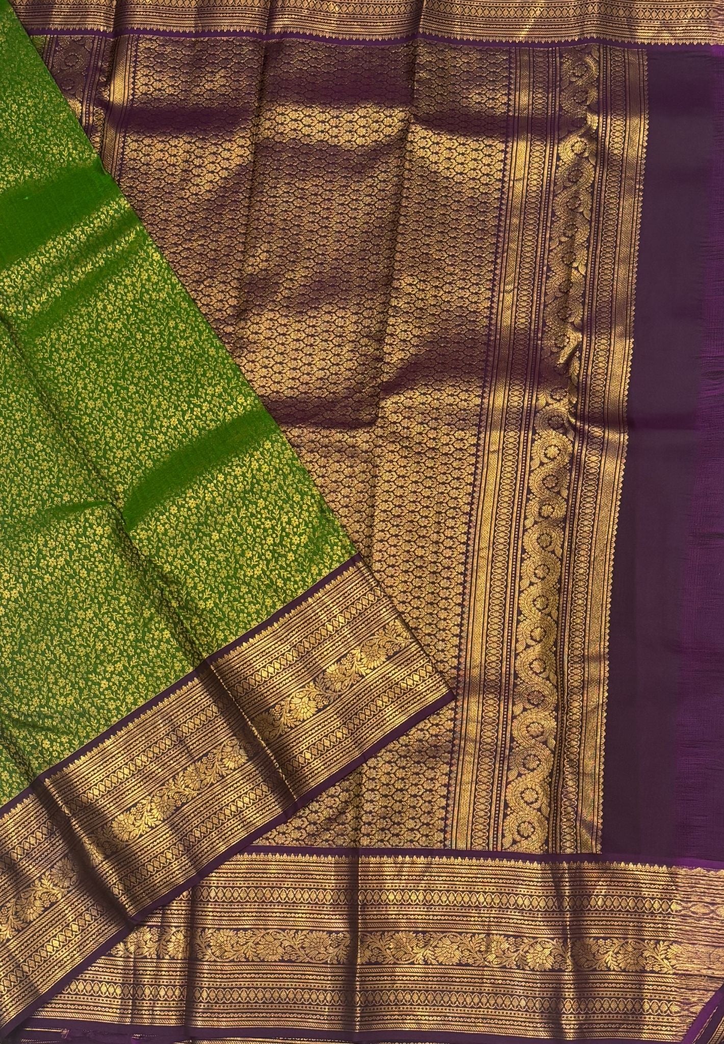 Pure Kanchipuram Silk Saree-Green with Contrast Border