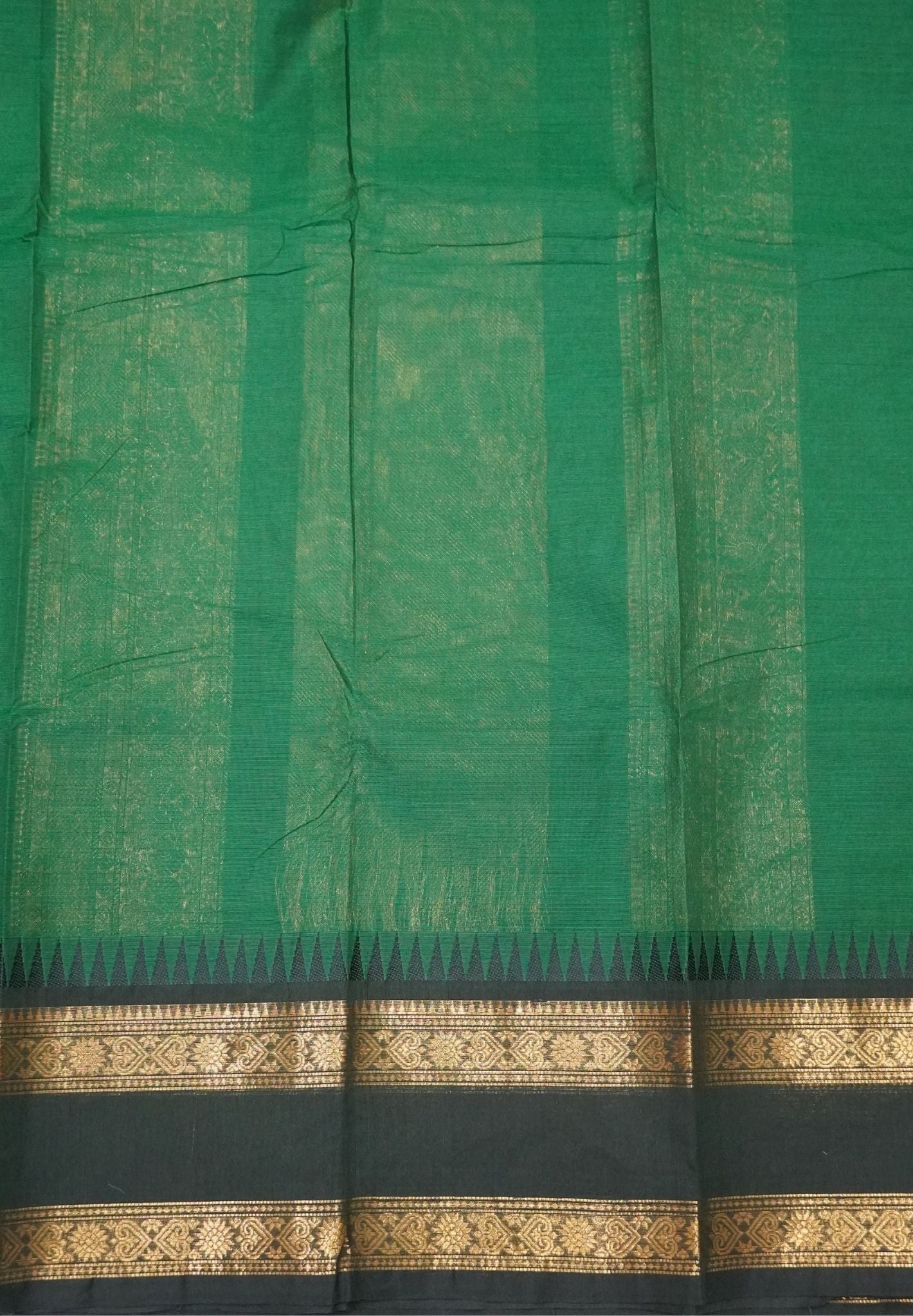 Chettinadu Cotton Saree-Grass Green with Retapet Border