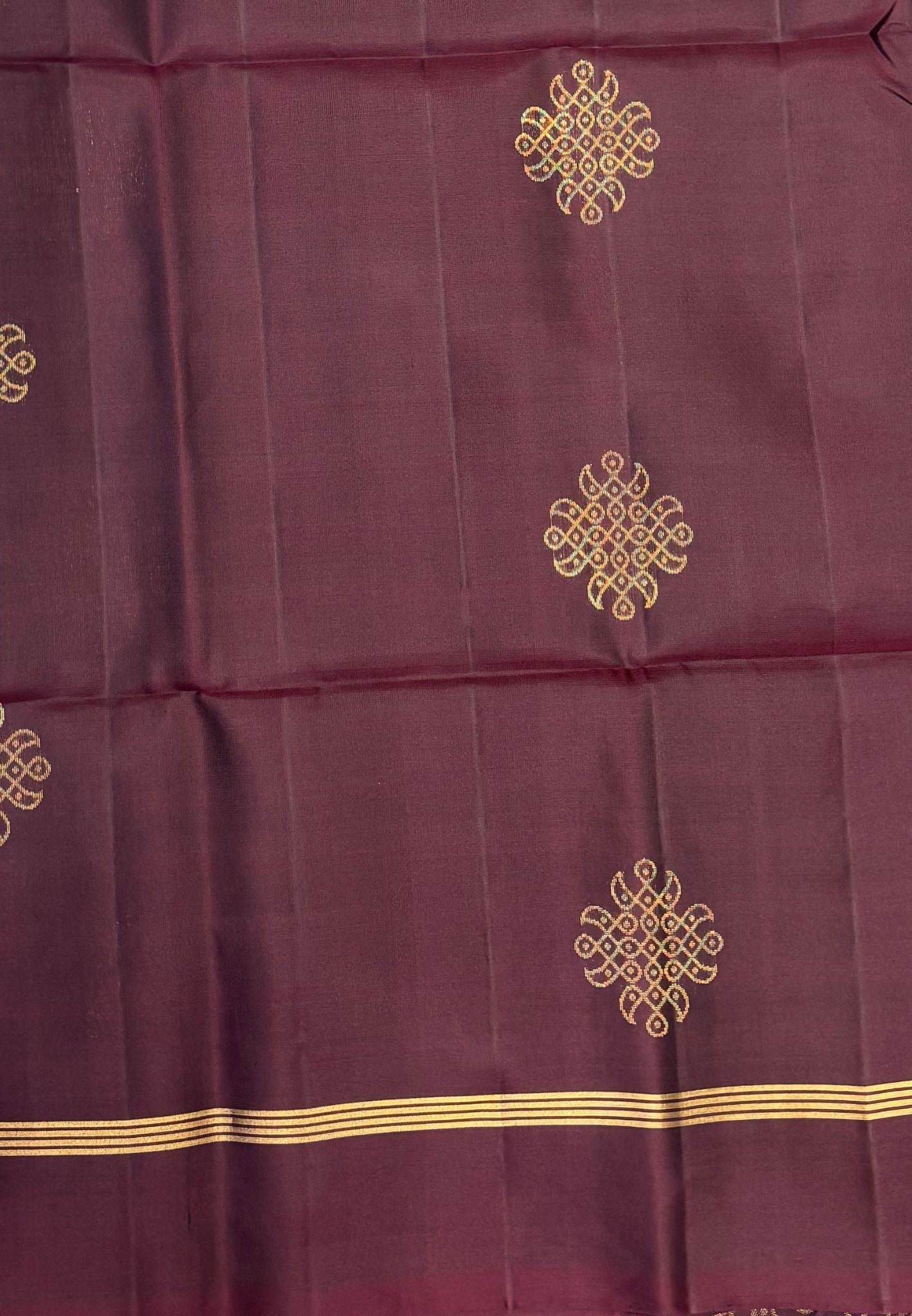 Pure Kanchipuram Silk Saree-Arakku With Kolam Zari Border