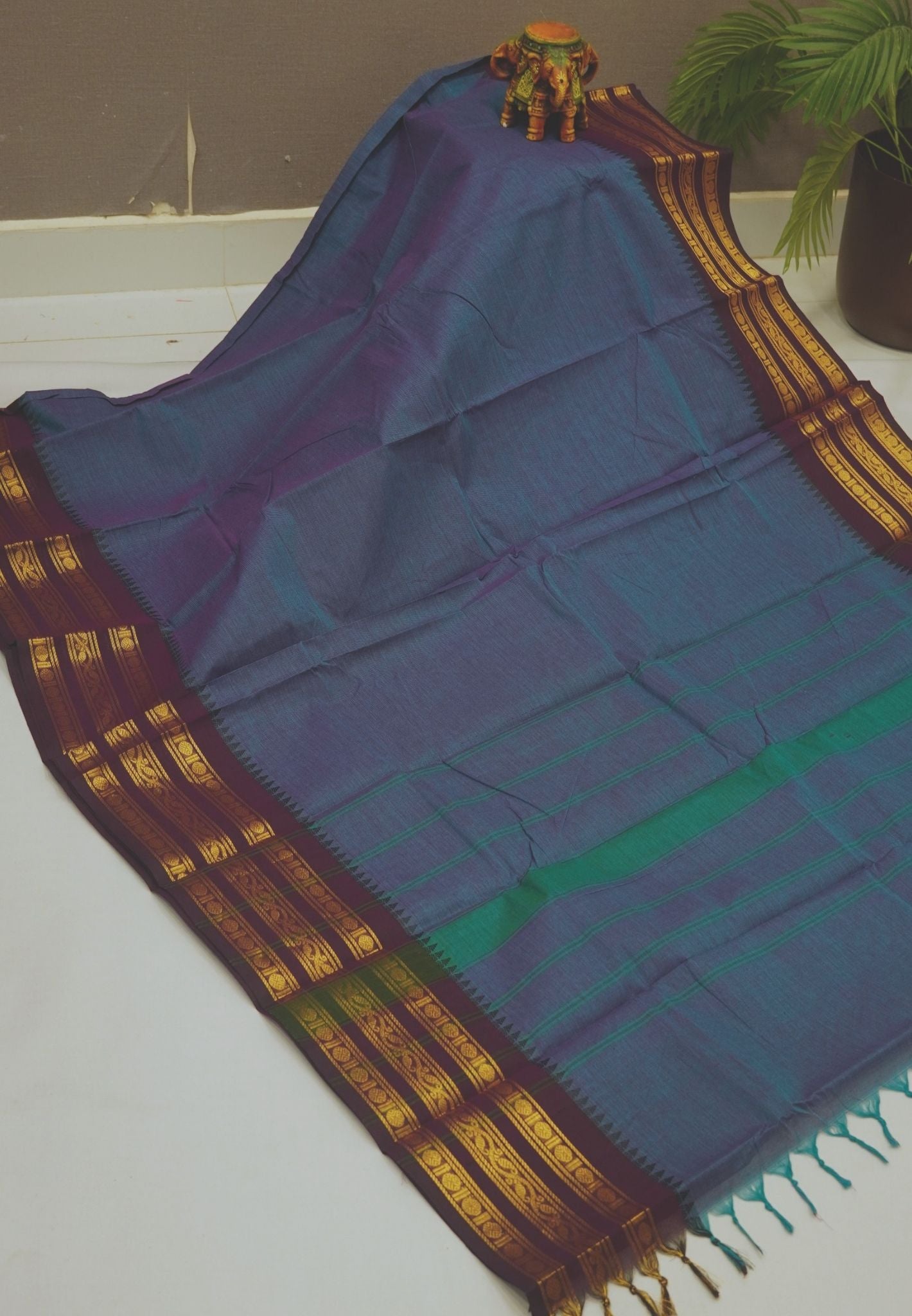 Chettinadu Cotton Saree-Blue with Contrast Zari Varisapet Border
