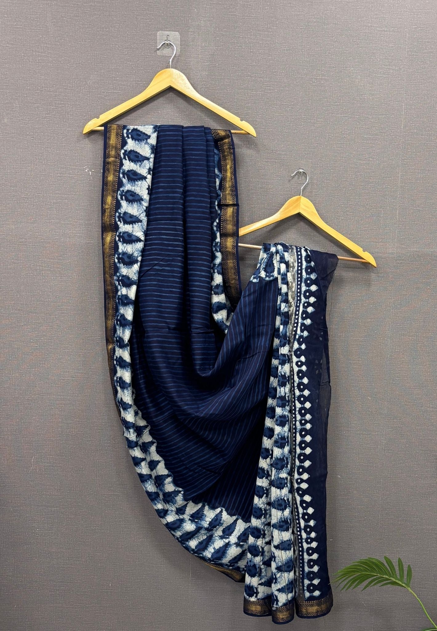 Pure Maheshwari Silk Cotton Saree-Navy Blue