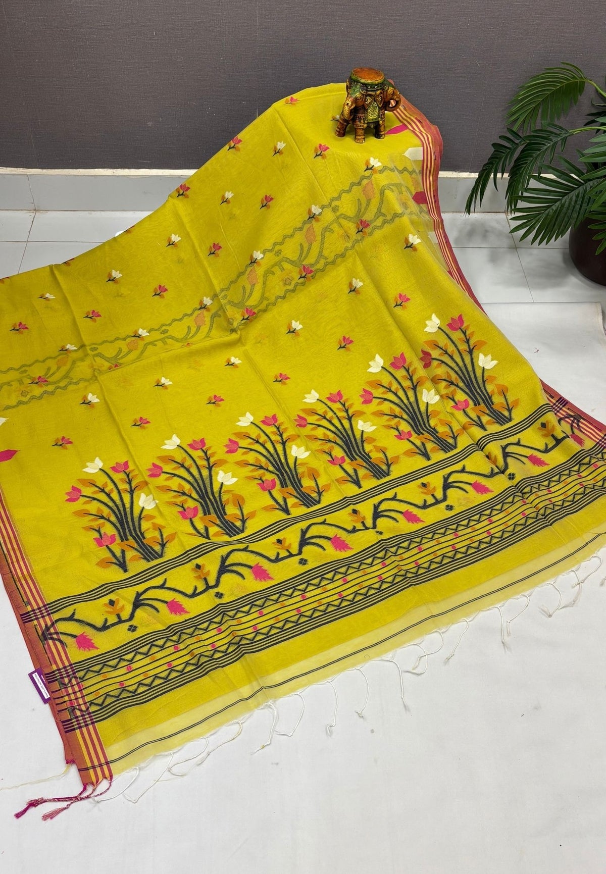 Handloom Cotton Saree-Lime Yellow In Lotus Floral Border