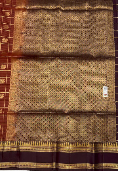 Pure Kanchipuram Silk Saree-Honey with Golden Checkered Pattern in Mayil Chakram Motifs