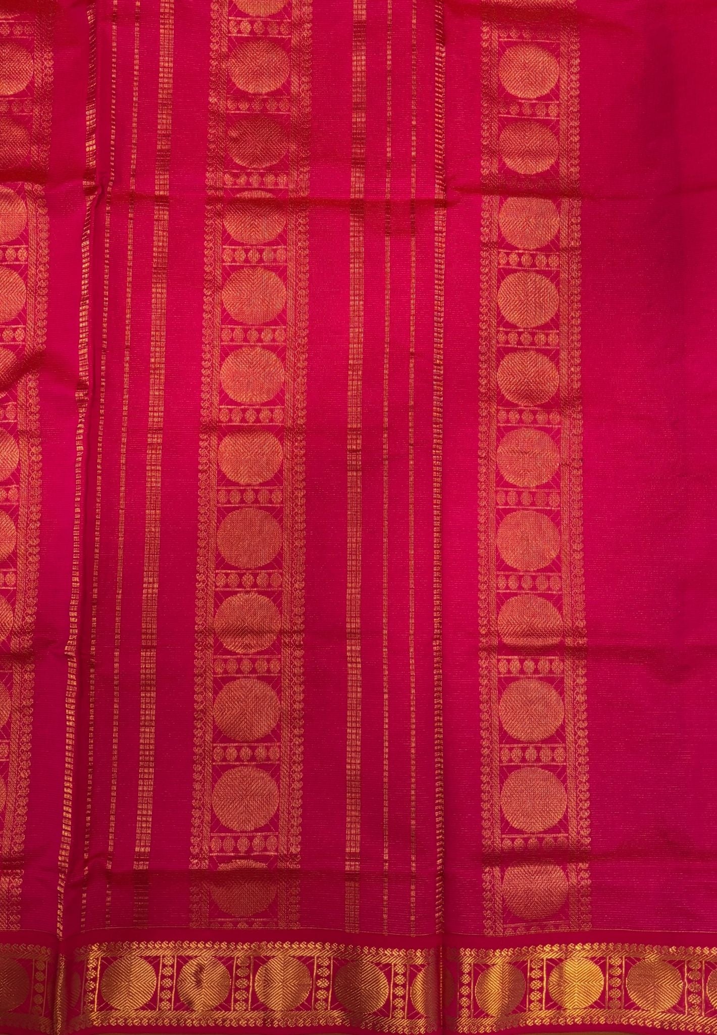 Silk Cotton Saree- Flourscent Green with Contrast Border in Vairaoosi