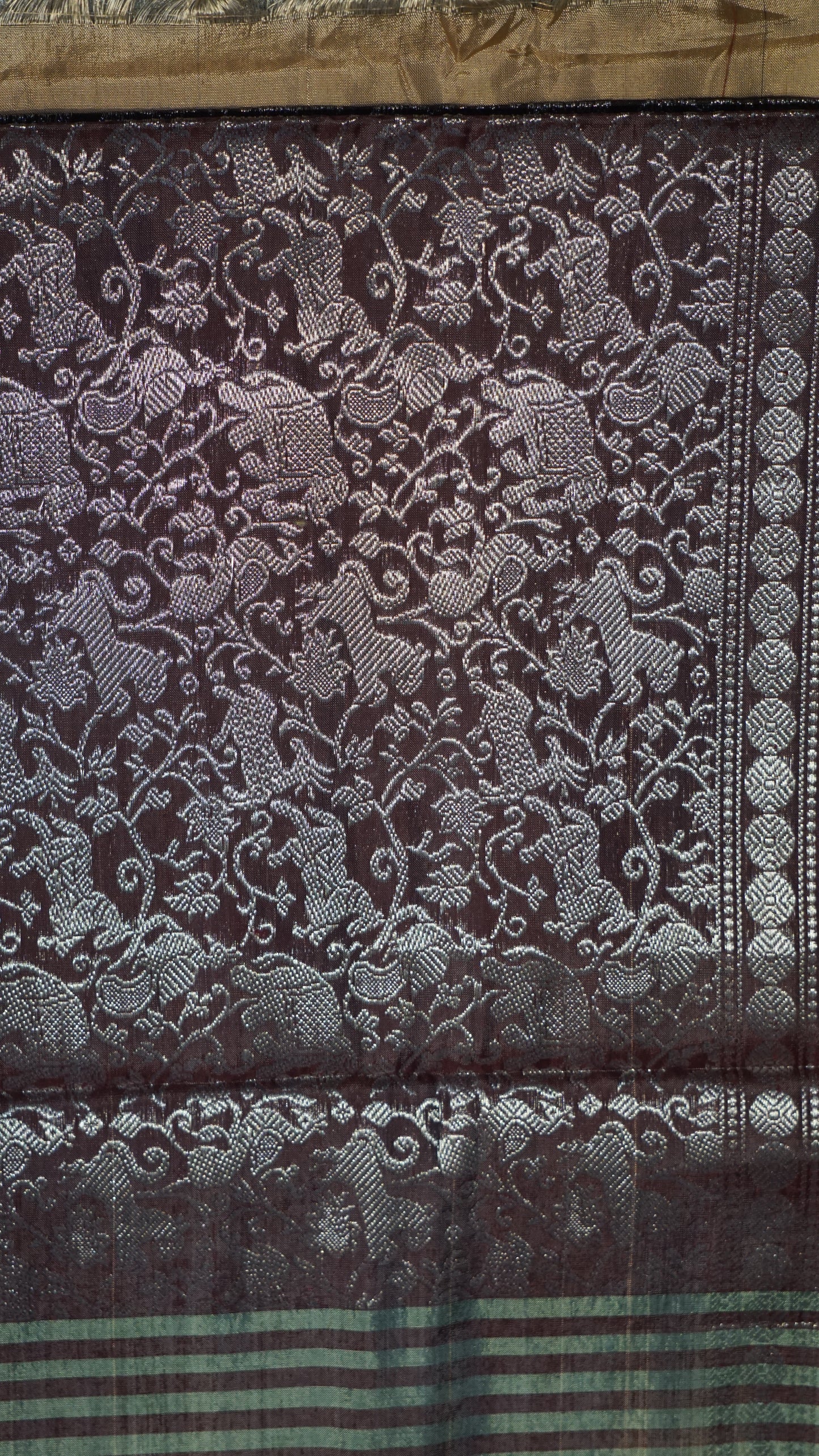 Vazhai Naaru Pattu Saree Vanasigaram Wine to Cream