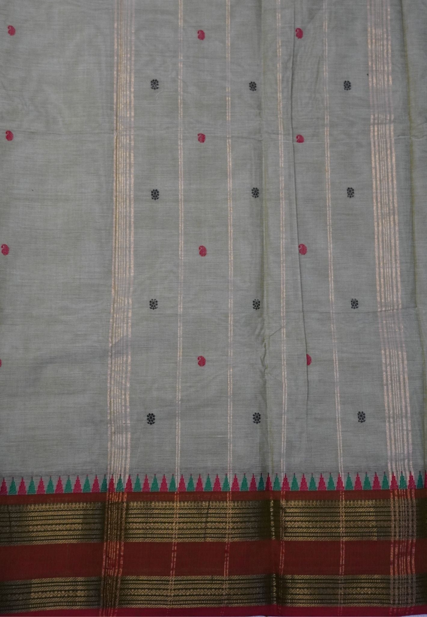 Chettinadu Cotton Saree-Elachi Green with Contrast Brick Red Border