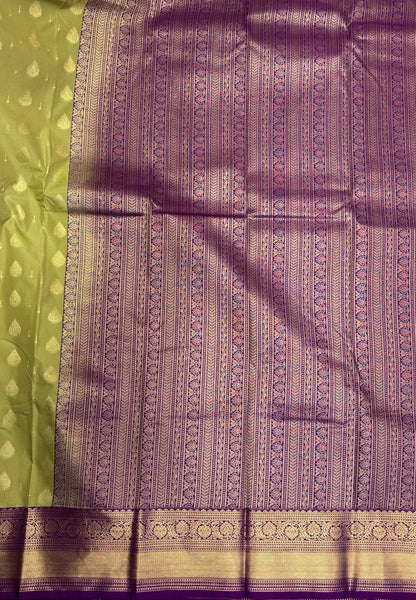 Budget Kanchipuram Saree-Elachi Green with Contrast Border