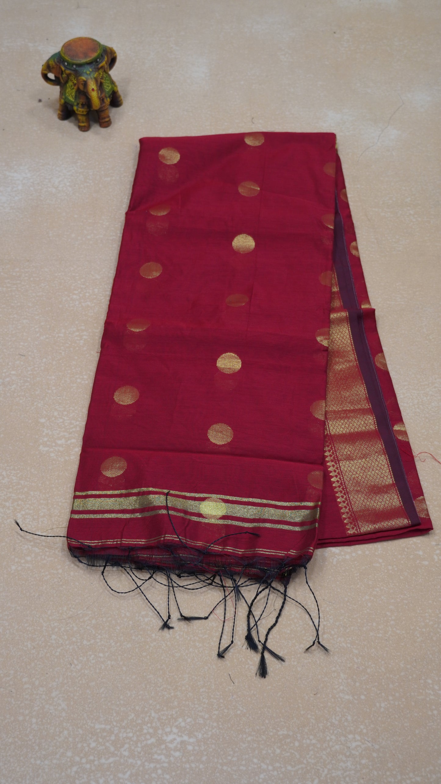 Maheswari Cotton Saree Round Butta-Maroon