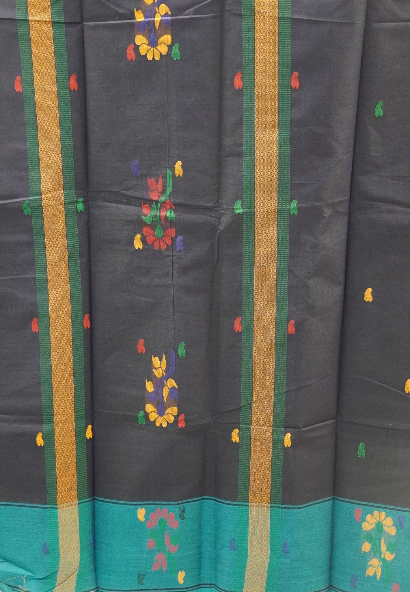 Chettinad Cotton Saree-Navy Blue With Floral Bouquet Border