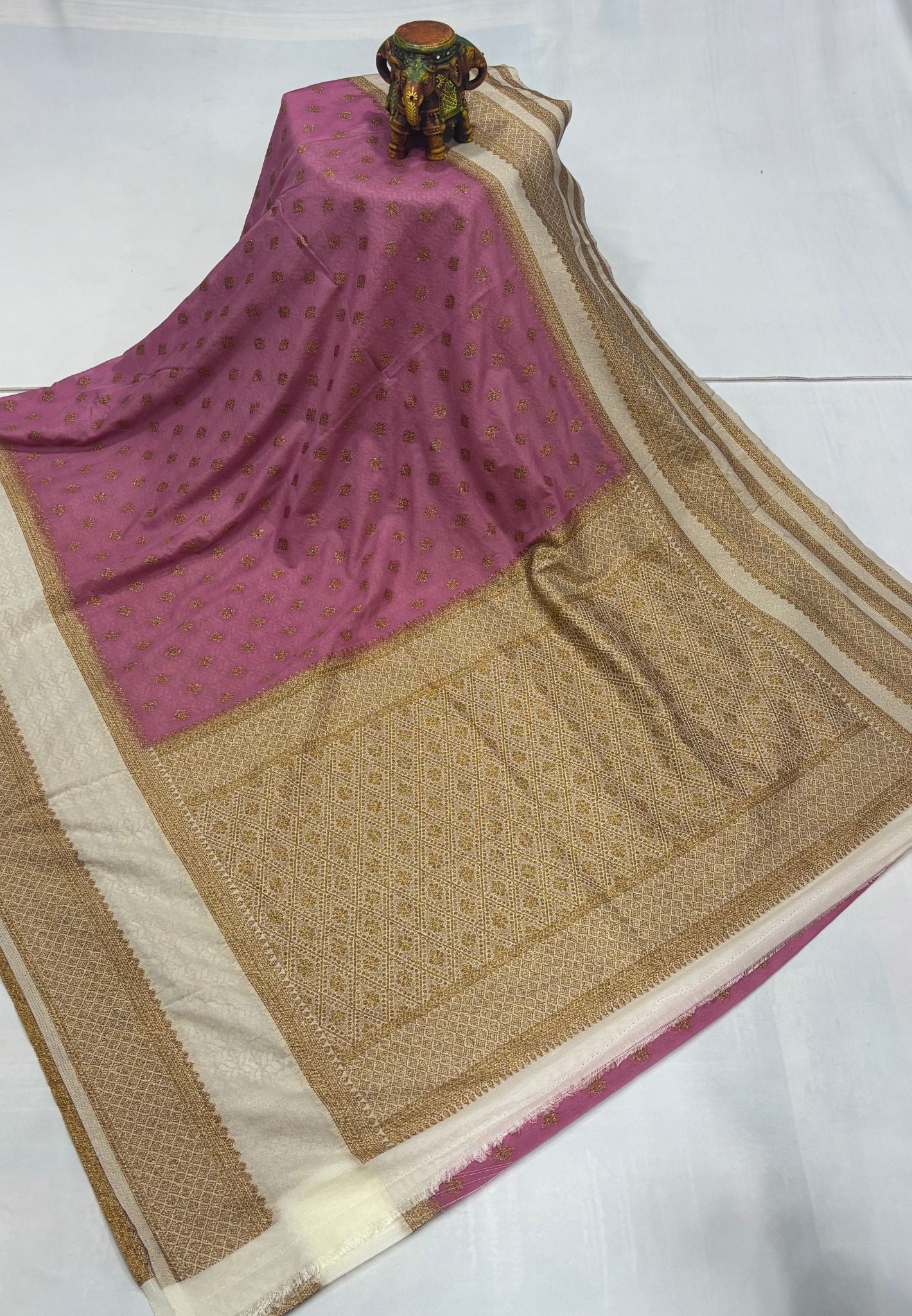 Banarasi Crepe Saree-Onion Pink in Mini Zari Butta with Retepet Border