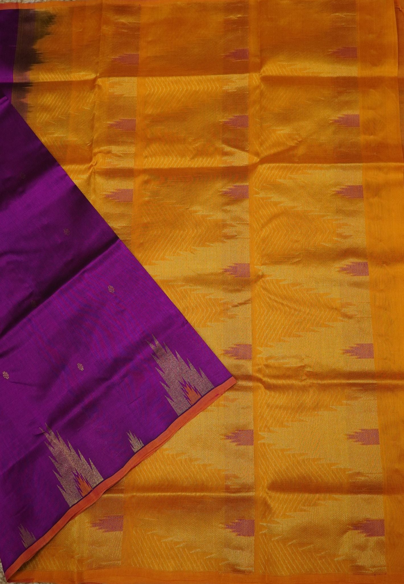 Pure Silk Cotton Saree-Magenta in Thazhamboo Pattern