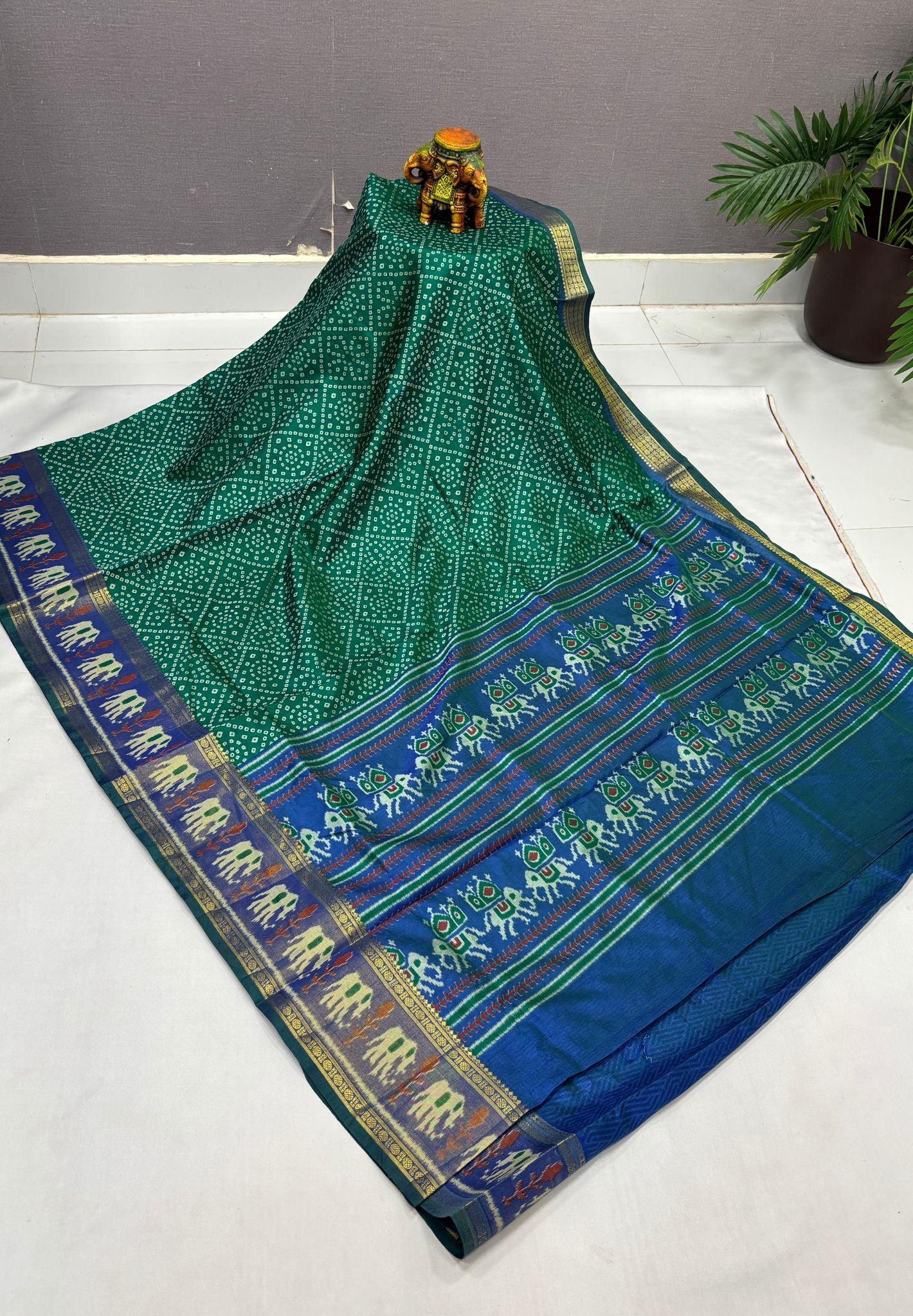 Semi Patola Saree –Green in Bandhini Pattern