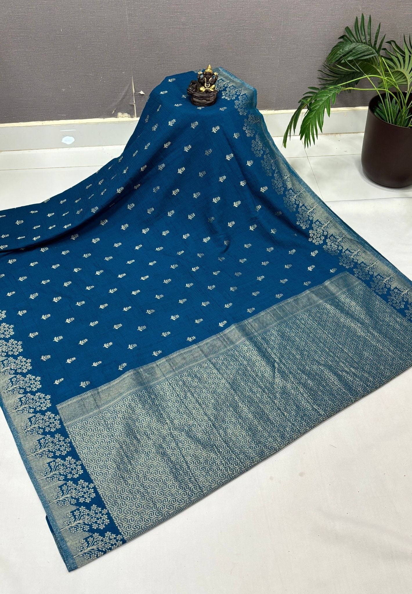 Banarasi Georgette Saree-Ramar Blue With Tree Zari Border