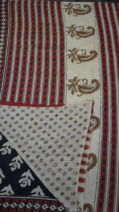 Mul Mul Cotton Saree Flower Print