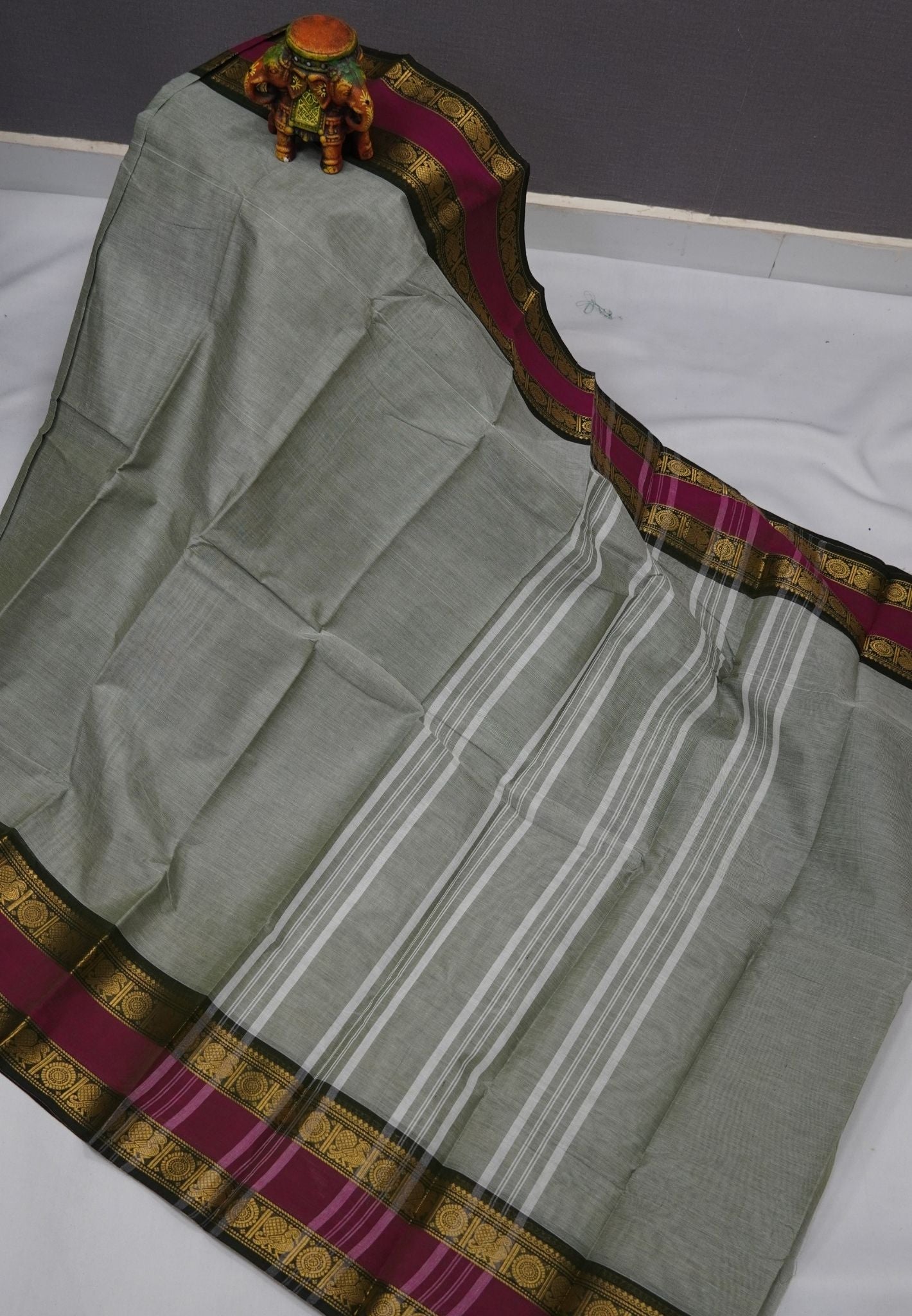 Kanchi Cotton Saree-Light Army Green with Retapet Border