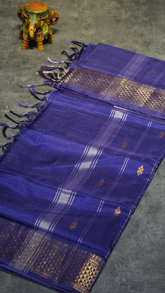 Vazhai Naaru Pattu Saree Small Border Blue Self