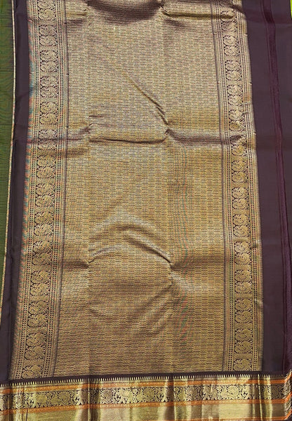 Pure Kanchipuram Silk Saree-Light Green in Checkered Zari with Contrast Border