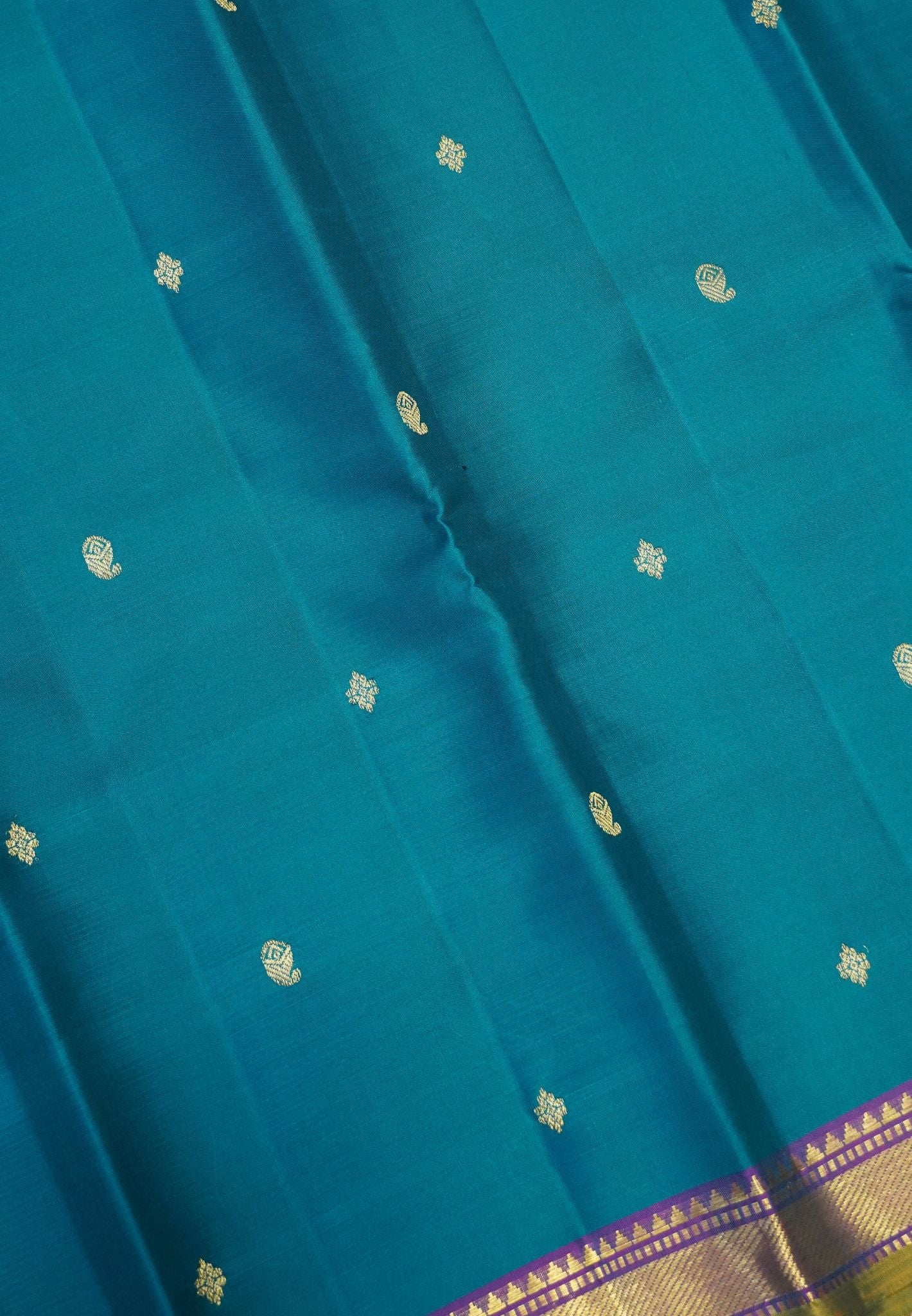 Pure Kanchipuram Silk Saree - Peacock Green with Small Border