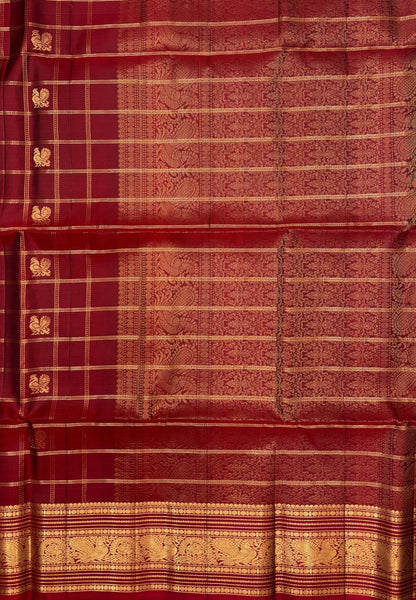 Pure Kanchipuram Silk Saree-Red in Checkered Mayil Chakram with Varisapet Border