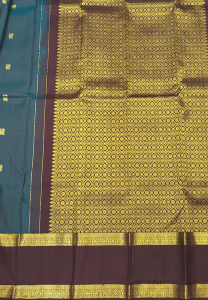 Pure Kanchipuram Silk Saree - Mayil Butta Peacock Green