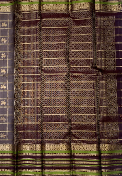 Pure Kanchipuram Silk Saree-Metallic Grey in Check with Kanchipuram Style Border