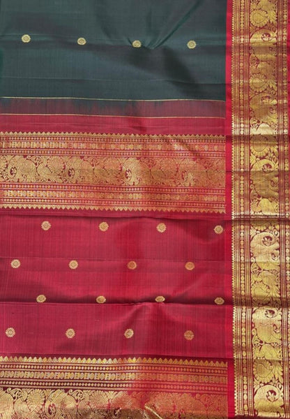 Pure Kanjivaram Silk Saree- Bottle Green