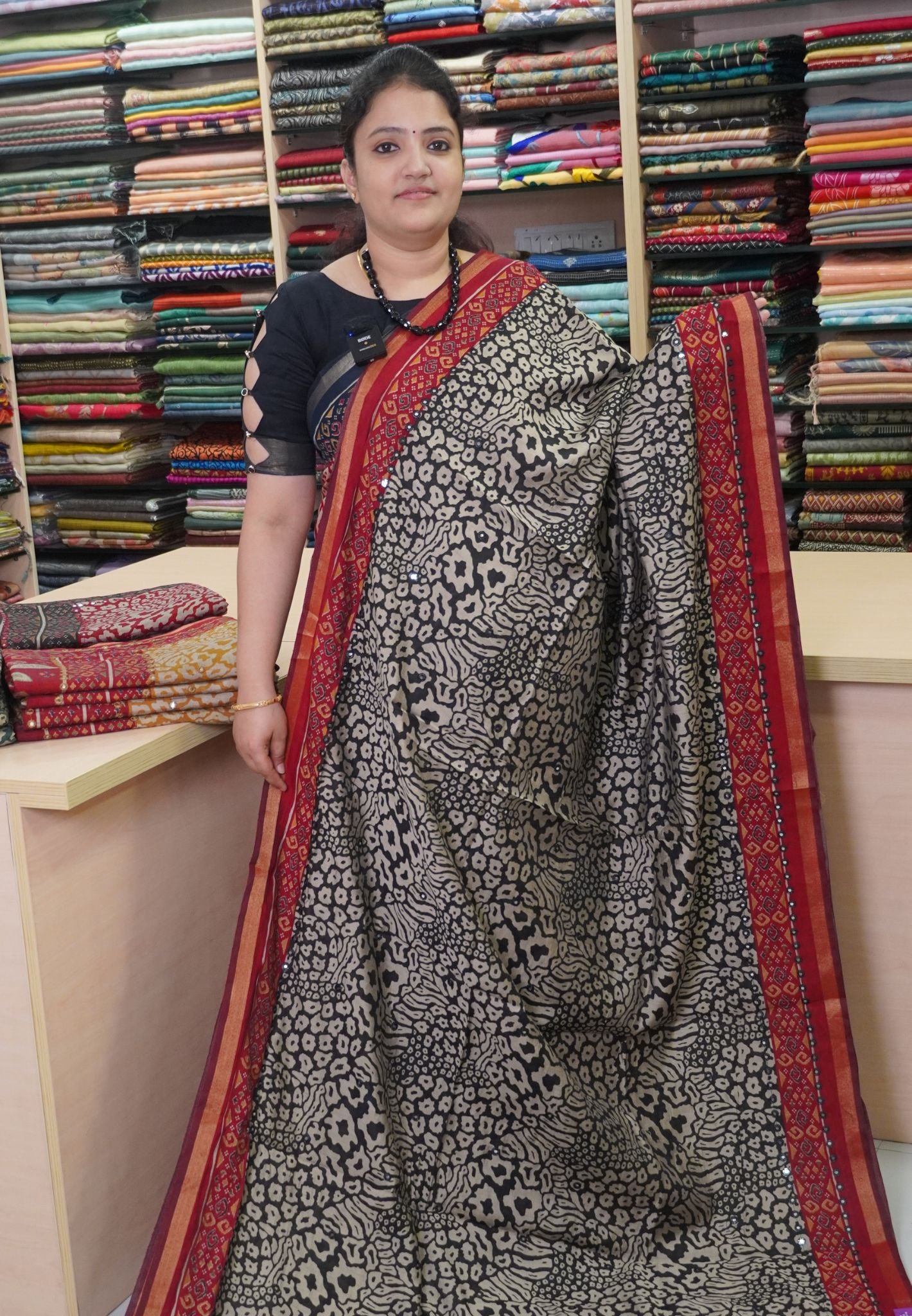 Malai Cotton Saree - Abstract Pattern Mirror Work Black
