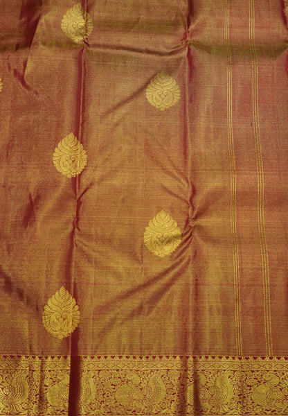 Pure Tissue Kanchipuram Silk Saree- Red with Paisley Zari Motif