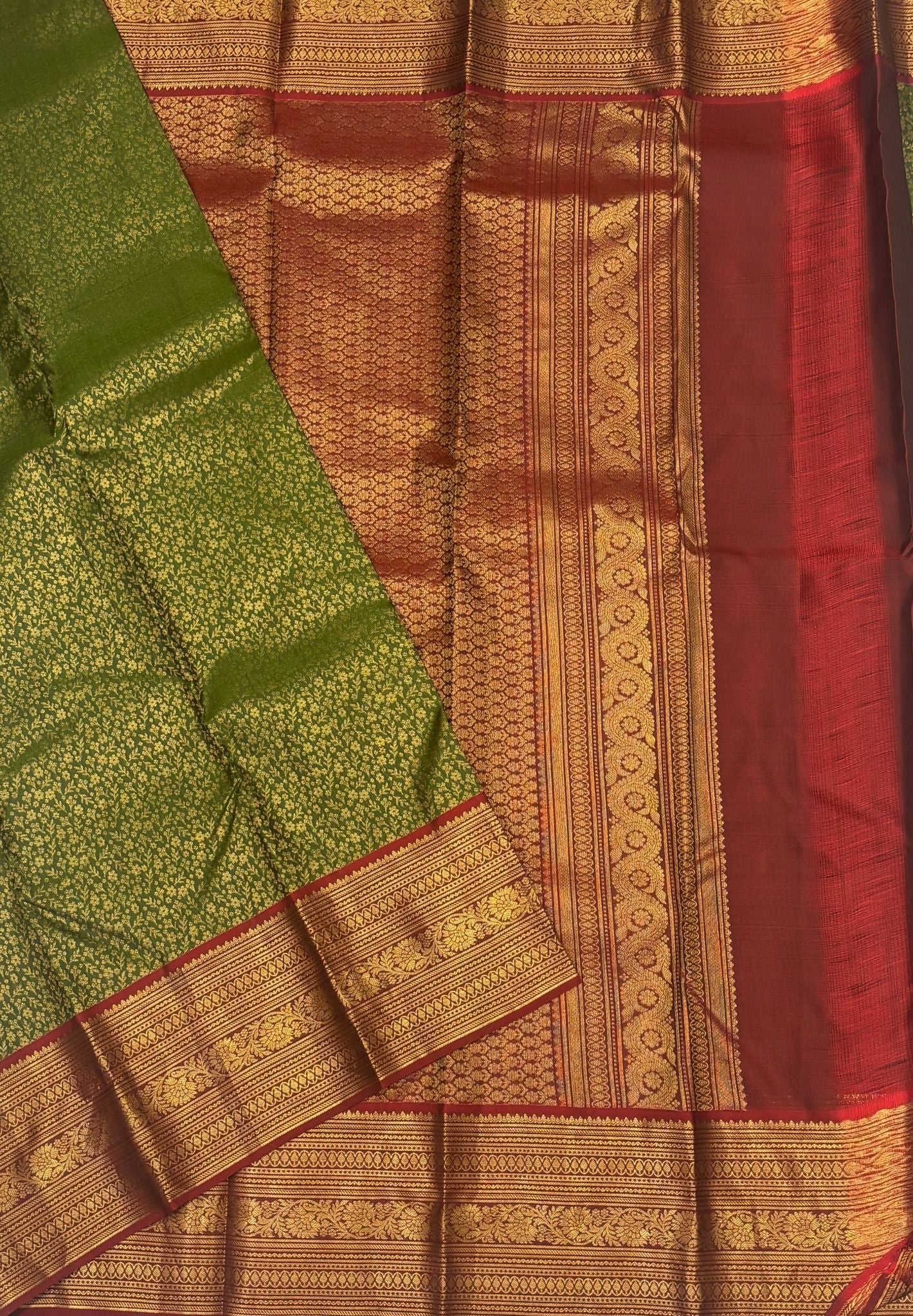 Pure Kanchipuram Silk Saree-Olive  Green with Contrast Border