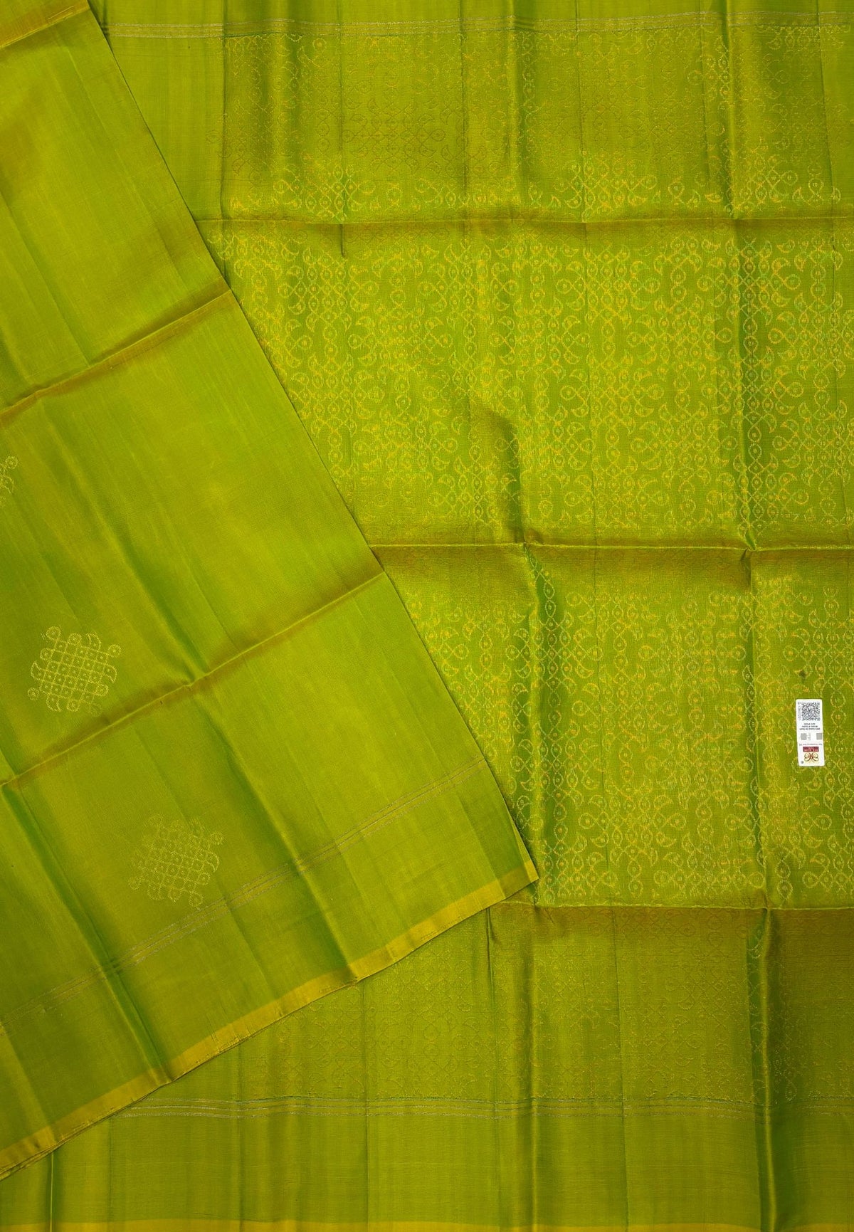 Pure Kanchipuram Silk Saree-Light Green With Kolam Zari Border