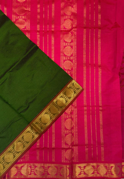 Silk Cotton Saree- Sage Green with Contrast Border in Vairaoosi