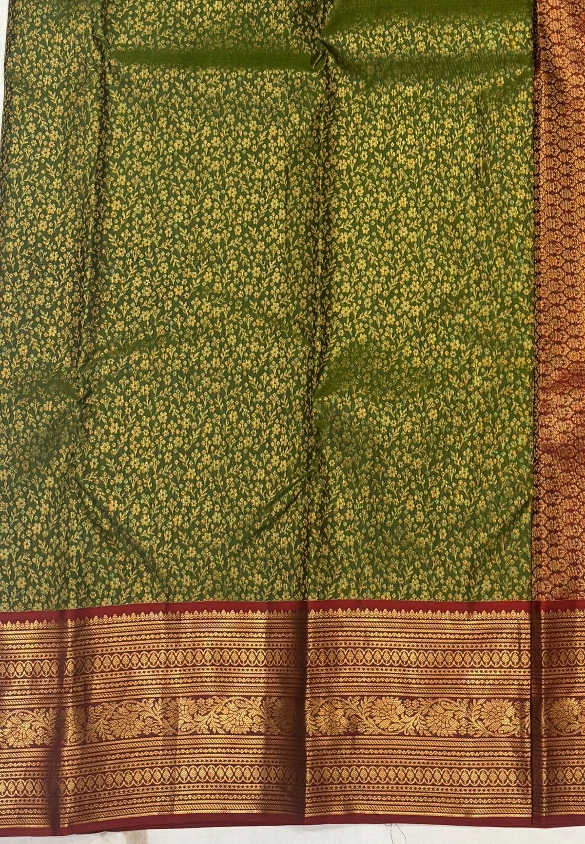 Pure Kanchipuram Silk Saree-Olive  Green with Contrast Border