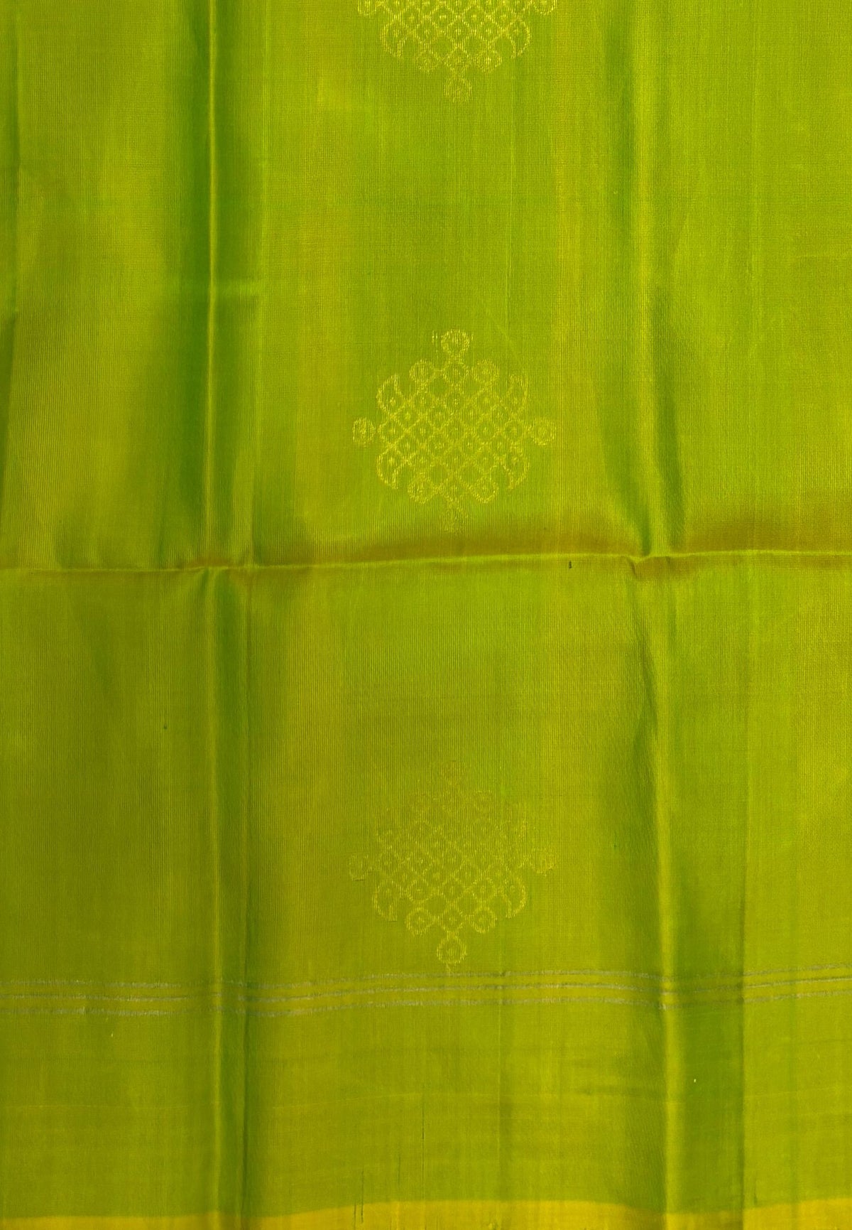 Pure Kanchipuram Silk Saree-Light Green With Kolam Zari Border